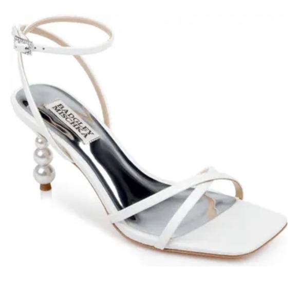 BADGLEY MISCHKA Callie White Leather Ankle Strap Pearl Bead Heels Sandals Sz 10 - Picture 3 of 15
